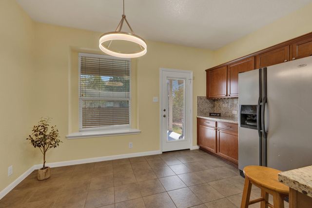 102 Wisteria WAY, San Marcos, TX 78666