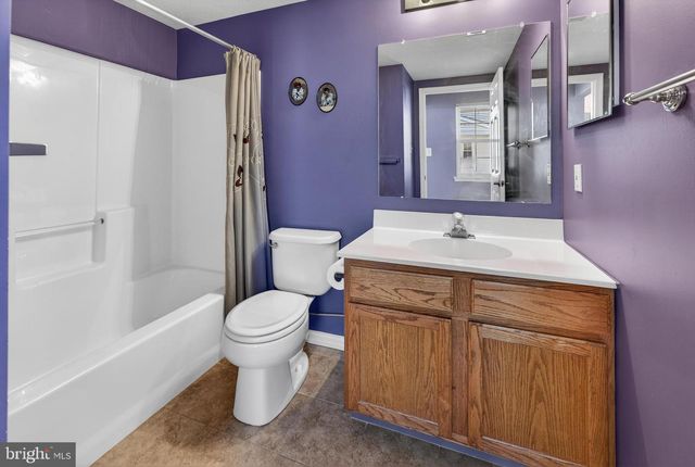 15 PEPPERGRASS DR N, Mount Laurel, NJ 08054