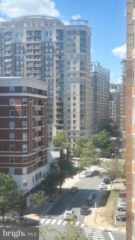 3835 9TH ST N #801E, Arlington, VA 22203