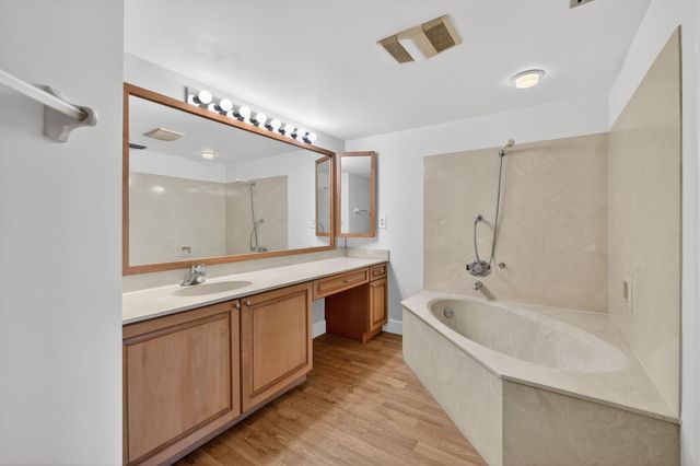 6060 SE Martinique Drive 103, Stuart, FL 34997