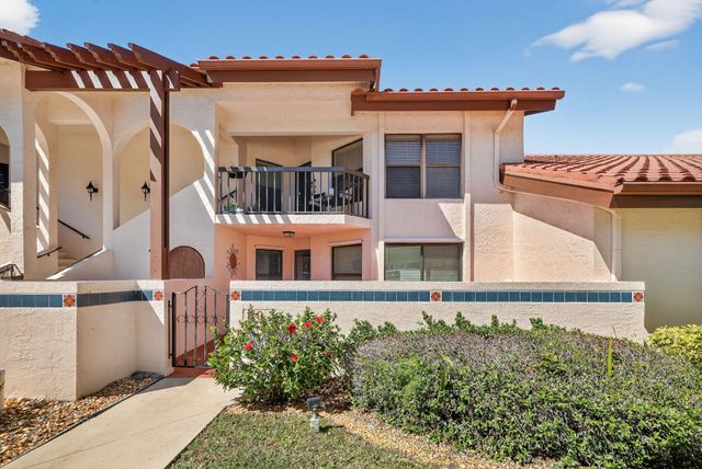 6060 SE Martinique Drive 103, Stuart, FL 34997