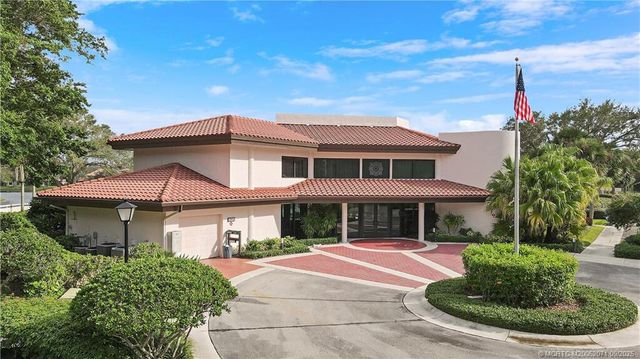 6060 SE Martinique Drive 103, Stuart, FL 34997
