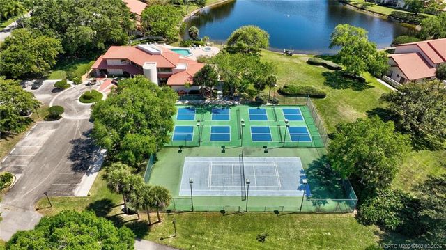 6060 SE Martinique Drive 103, Stuart, FL 34997