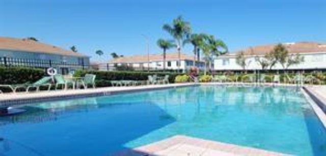 2113 FLUORSHIRE DRIVE, Brandon, FL 33511