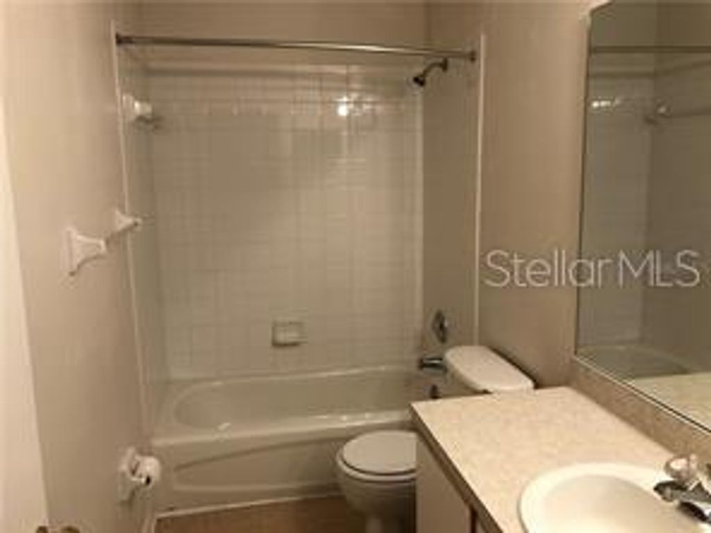 Image 14 of property listing at 2113 FLUORSHIRE DRIVE, Brandon, FL 33511