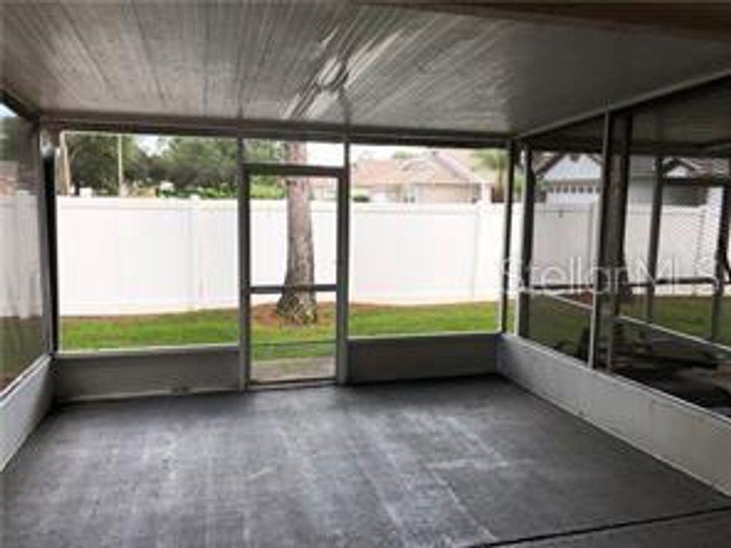 Image 18 of property listing at 2113 FLUORSHIRE DRIVE, Brandon, FL 33511