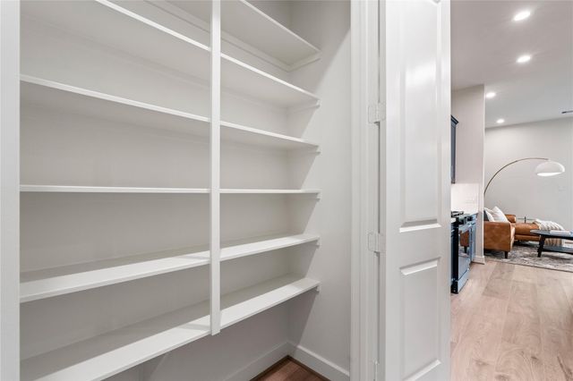 3925 Willowbend Point Drive, Houston, TX 77025