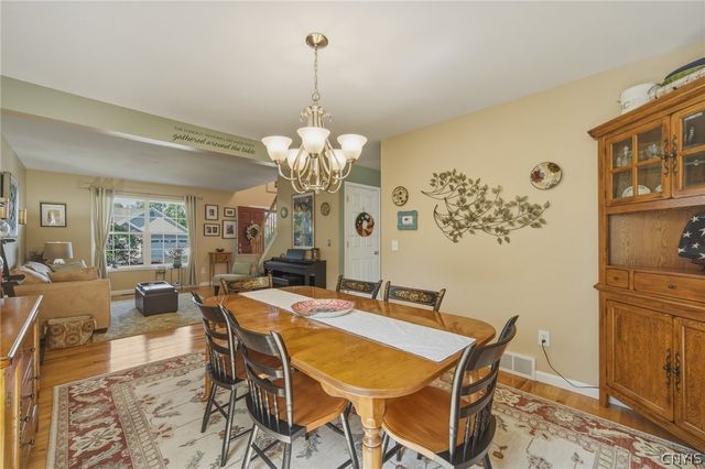 6244 Hessler Farm Path, Cicero, NY 13039