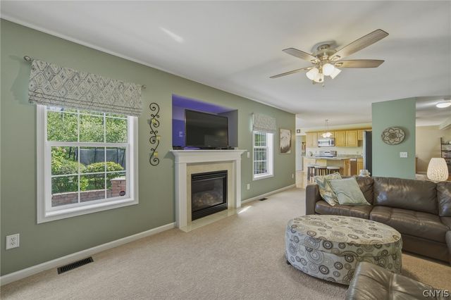 6244 Hessler Farm Path, Cicero, NY 13039