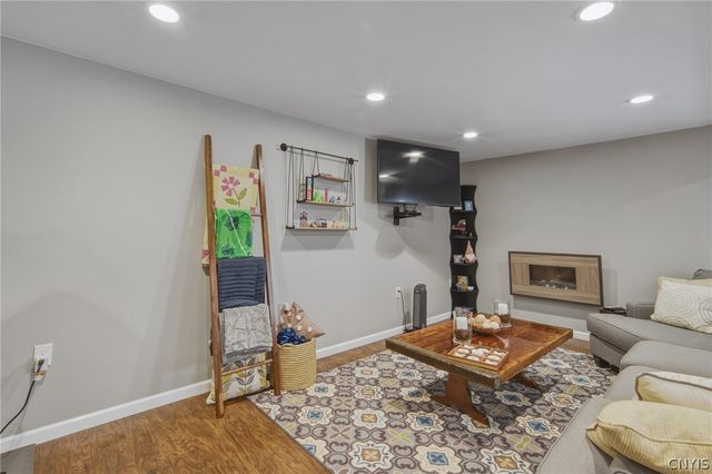 6244 Hessler Farm Path, Cicero, NY 13039