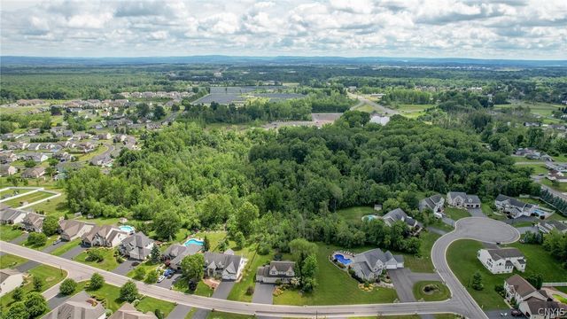 6244 Hessler Farm Path, Cicero, NY 13039