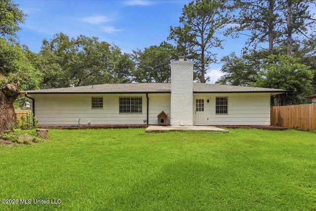 317 E School Street, Ridgeland, MS 39157