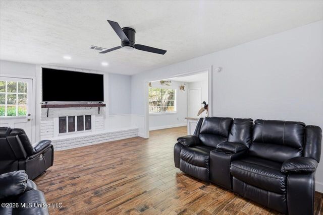 317 E School Street, Ridgeland, MS 39157