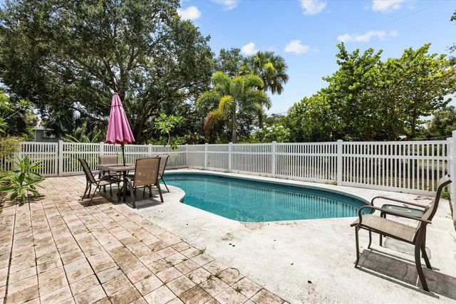 705 SE Stypmann Boulevard, Stuart, FL 34994
