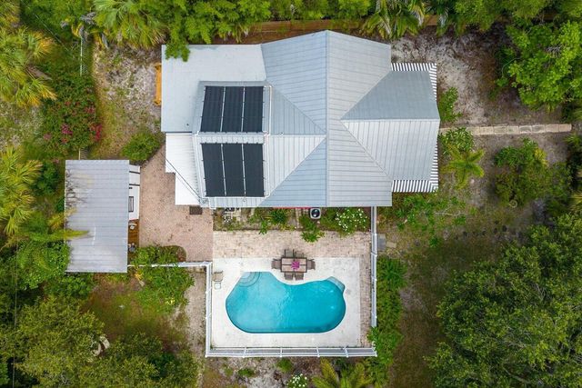 705 SE Stypmann Boulevard, Stuart, FL 34994