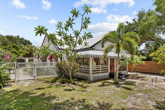 705 SE Stypmann Boulevard, Stuart, FL 34994