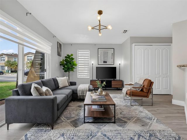 3004 SW 129th Way 150, Miramar, FL 33027