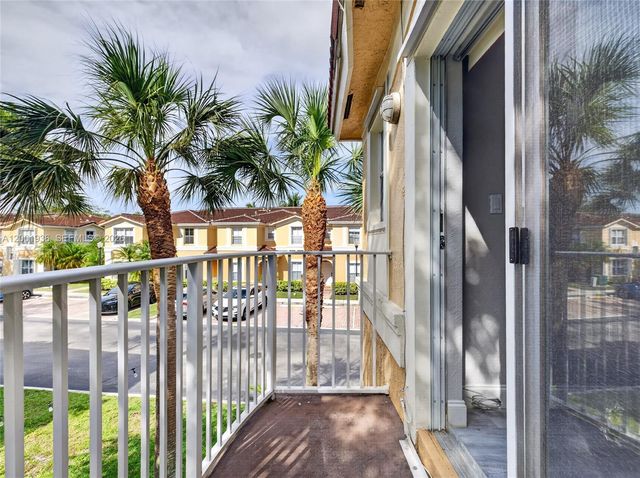 3004 SW 129th Way 150, Miramar, FL 33027