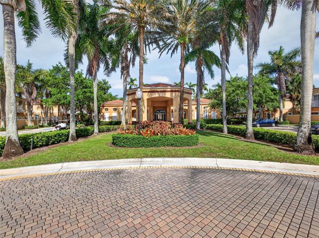 3004 SW 129th Way 150, Miramar, FL 33027