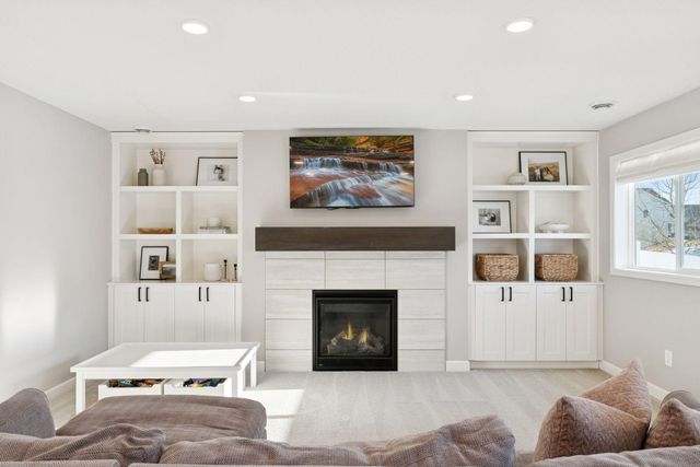 2836 129th Lane NE, Blaine, MN 55449