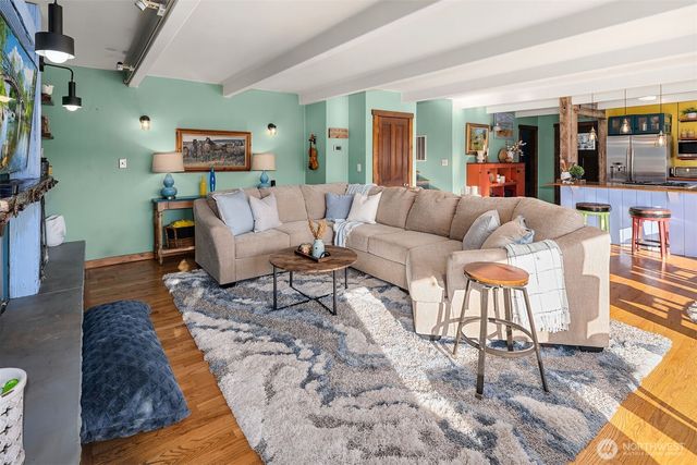 17035 300th Avenue NE, Duvall, WA 98019