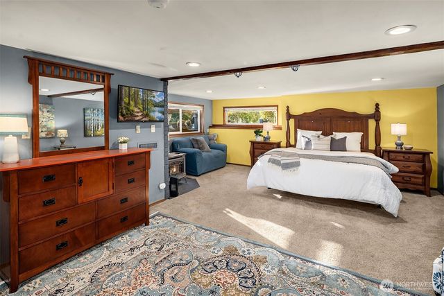 17035 300th Avenue NE, Duvall, WA 98019