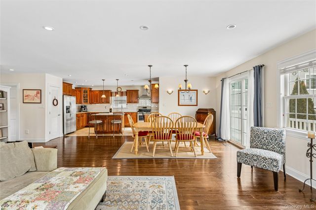 84 Barnes Street, Long Beach, NY 11561