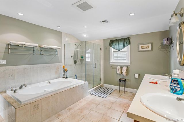 84 Barnes Street, Long Beach, NY 11561