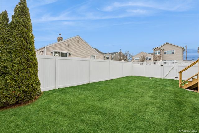 84 Barnes Street, Long Beach, NY 11561