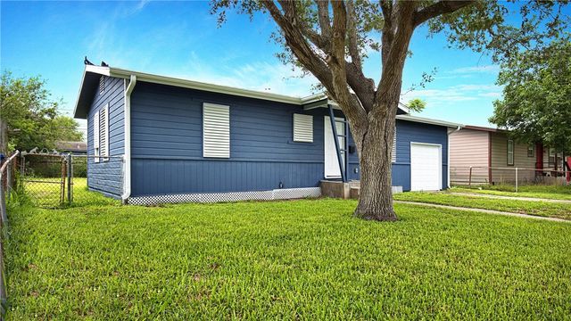 5909 Riley Dr, Corpus Christi, TX 78412
