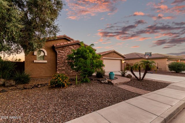 341 W HACKBERRY Drive, Chandler, AZ 85248