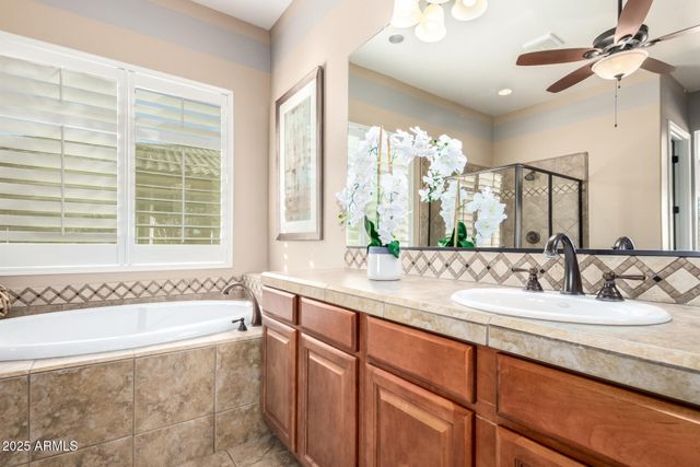 341 W HACKBERRY Drive, Chandler, AZ 85248