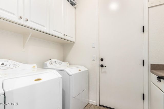 341 W HACKBERRY Drive, Chandler, AZ 85248