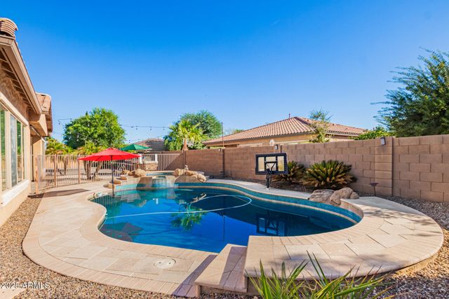341 W HACKBERRY Drive, Chandler, AZ 85248