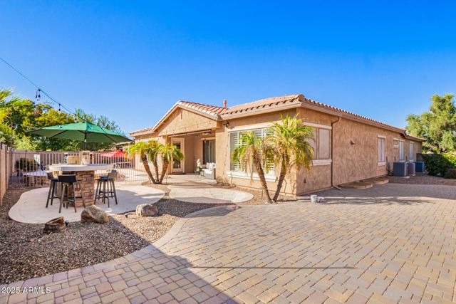 341 W HACKBERRY Drive, Chandler, AZ 85248