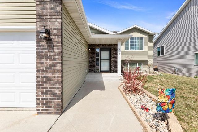 6089 55th Avenue S, Fargo, ND 58104