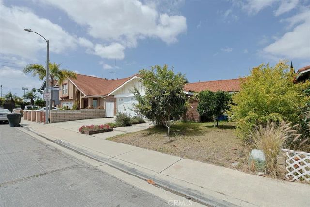 13461 Shapell, Garden Grove, CA 92844