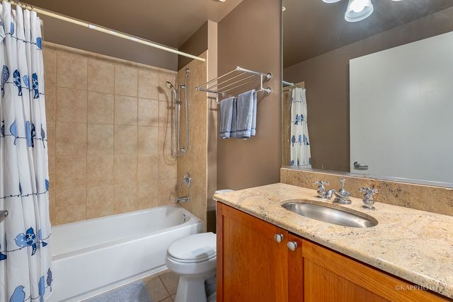 125 E 13TH Street 1113, Chicago, IL 60605