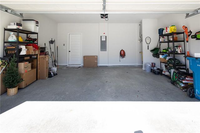 3291 Westgate Park Drive, Loganville, GA 30052