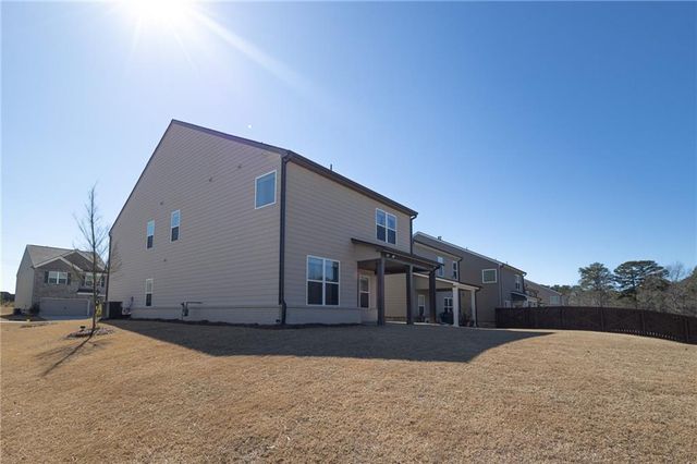 3291 Westgate Park Drive, Loganville, GA 30052