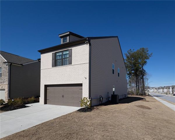 3291 Westgate Park Drive, Loganville, GA 30052