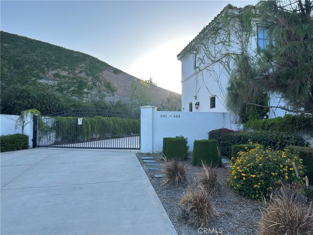 683 N 1st Avenue D, Arcadia, CA 91006