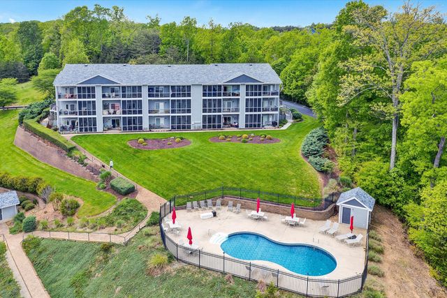 200 Bay Shore Dr Unit 115, Moneta, VA 24121