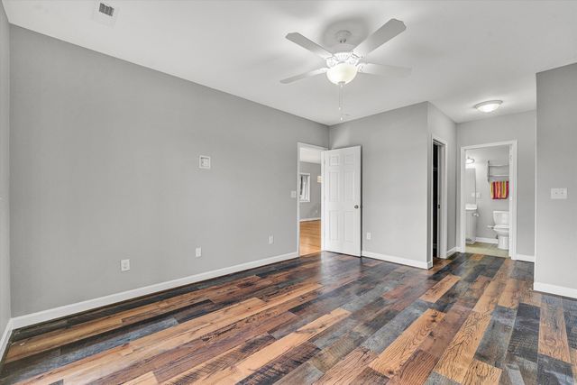 200 Bay Shore Dr Unit 115, Moneta, VA 24121