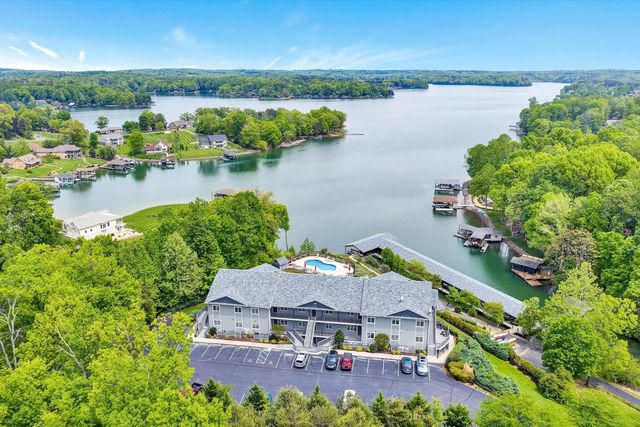 200 Bay Shore Dr Unit 115, Moneta, VA 24121