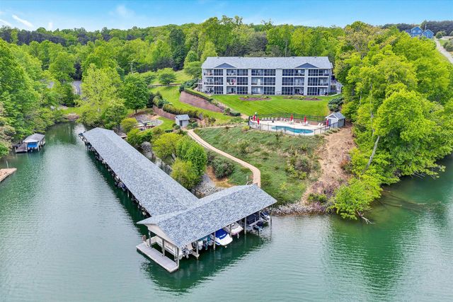 200 Bay Shore Dr Unit 115, Moneta, VA 24121