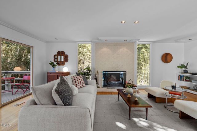 1709 Curtis Road, Chapel Hill, NC 27514