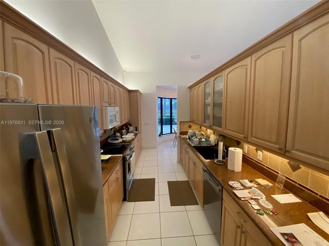 10310 Camelback Ln, Boca Raton, FL 33498