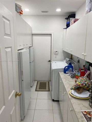 10310 Camelback Ln, Boca Raton, FL 33498