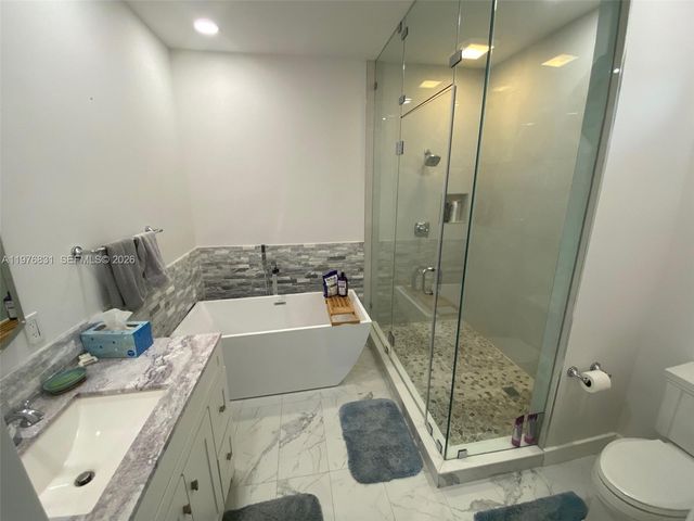 10310 Camelback Ln, Boca Raton, FL 33498